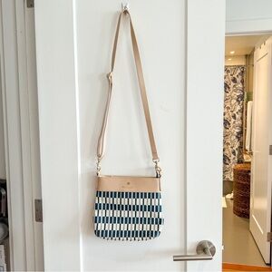 Spartina Blue and Cream Crossbody Bag with Pockets and Adjustable Strap